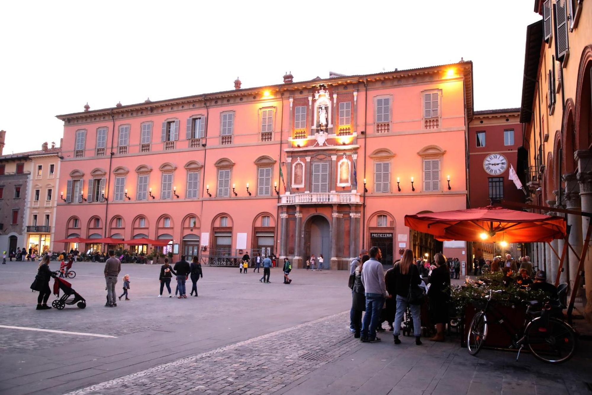 Ferienwohnung Le Due Corti Centro Storico - Autodromo Imola Exterior foto